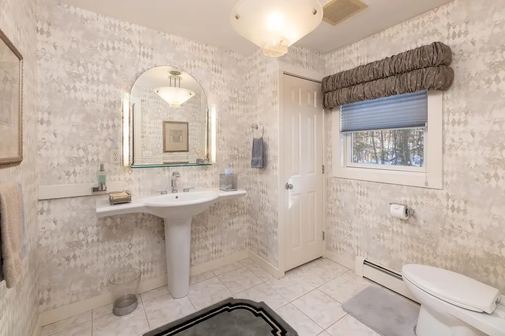 490 Meredith Center Road Laconia NH 03246