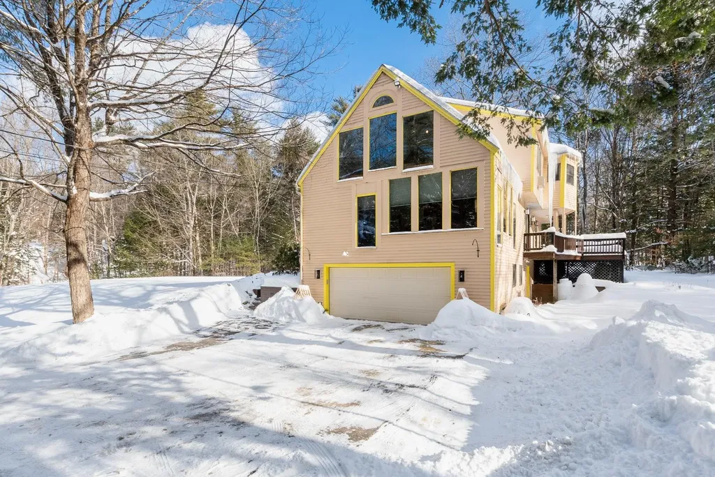 490 Meredith Center Road Laconia NH 03246