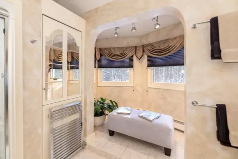 490 Meredith Center Road Laconia NH 03246