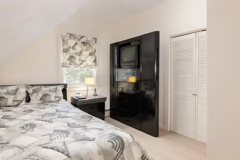 490 Meredith Center Road Laconia NH 03246