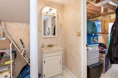 490 Meredith Center Road Laconia NH 03246