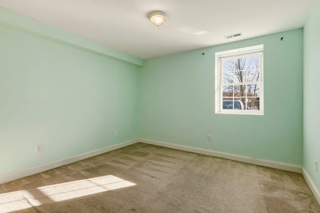 95 Court Street Exeter NH 03833