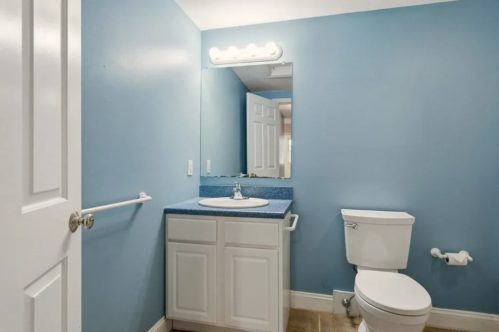 95 Court Street Exeter NH 03833