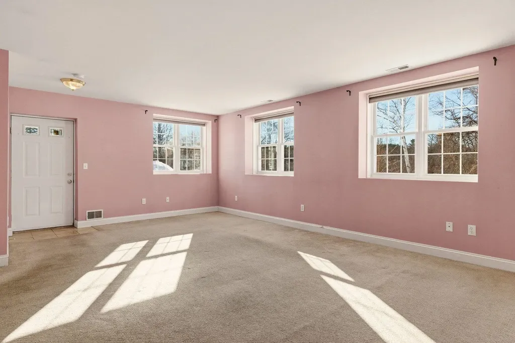 95 Court Street Exeter NH 03833