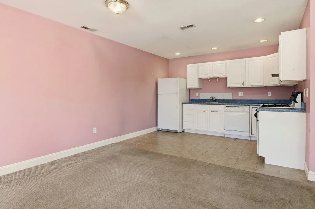 95 Court Street Exeter NH 03833