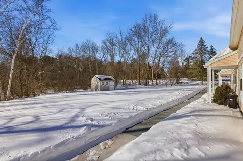 95 Court Street Exeter NH 03833