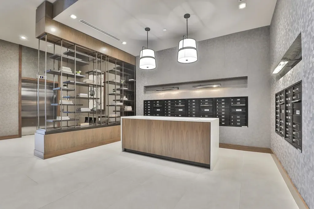 18 Artisan Drive Salem NH 03079