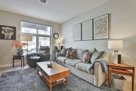 18 Artisan Drive Salem NH 03079