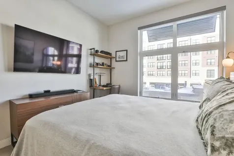 18 Artisan Drive Salem NH 03079