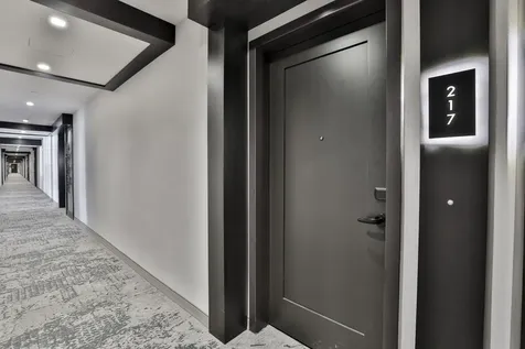 18 Artisan Drive Salem NH 03079