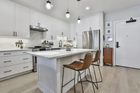 18 Artisan Drive Salem NH 03079