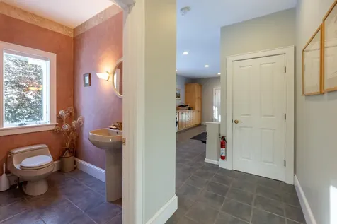 10 Dairy Lane Hanover NH 03755