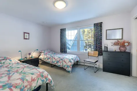 10 Dairy Lane Hanover NH 03755