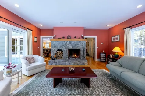 10 Dairy Lane Hanover NH 03755