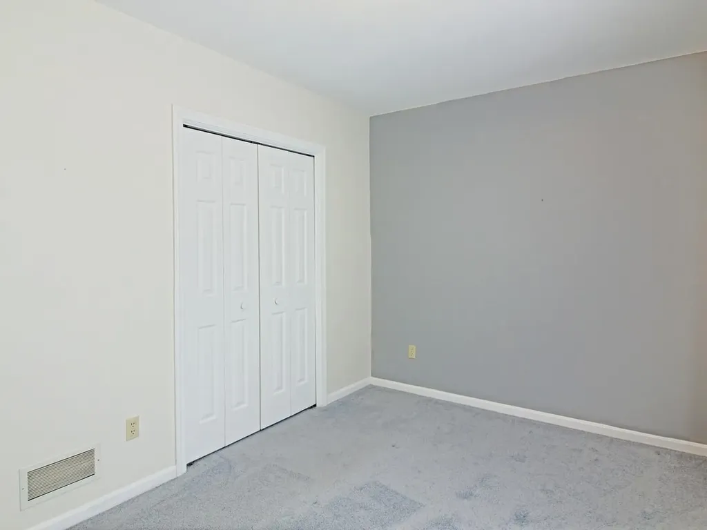 11 Walnut Lane Essex Junction VT 05452