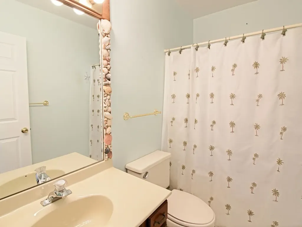 11 Walnut Lane Essex Junction VT 05452