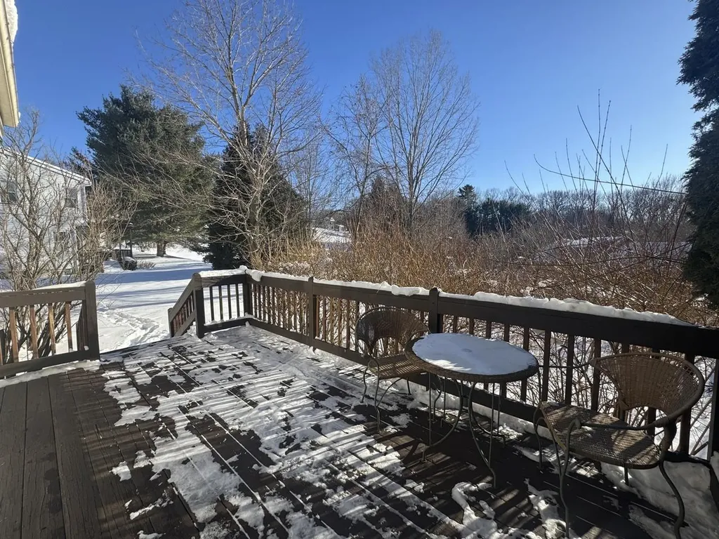 11 Walnut Lane Essex Junction VT 05452