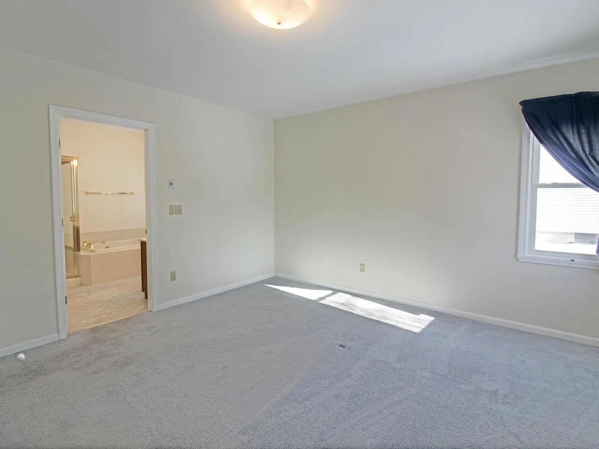 11 Walnut Lane Essex Junction VT 05452