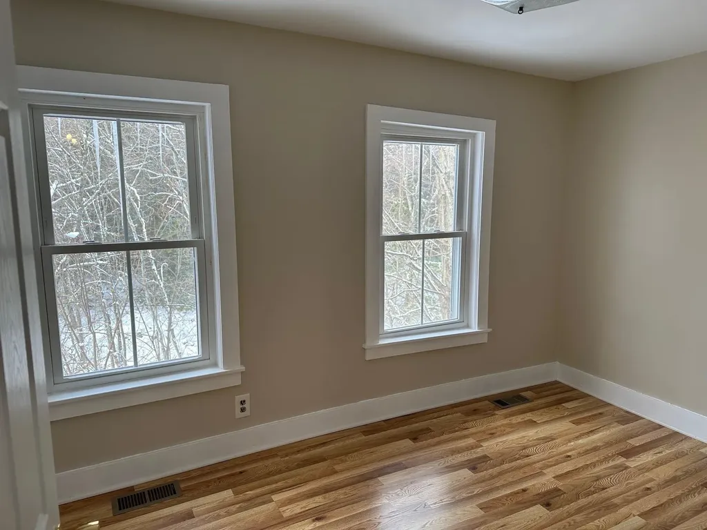32 Main Street Bennington NH 03442