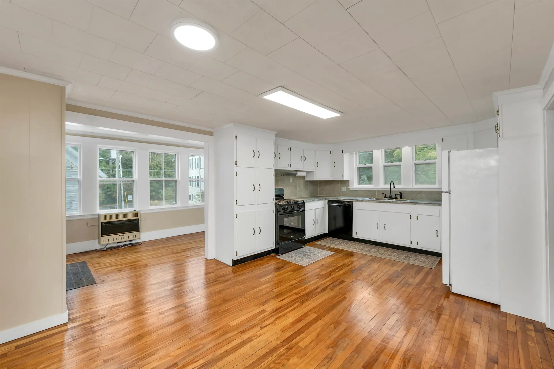 86 Main Street Ossipee NH 03814