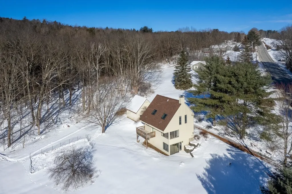 813 Goshen Road Bradford VT 05033