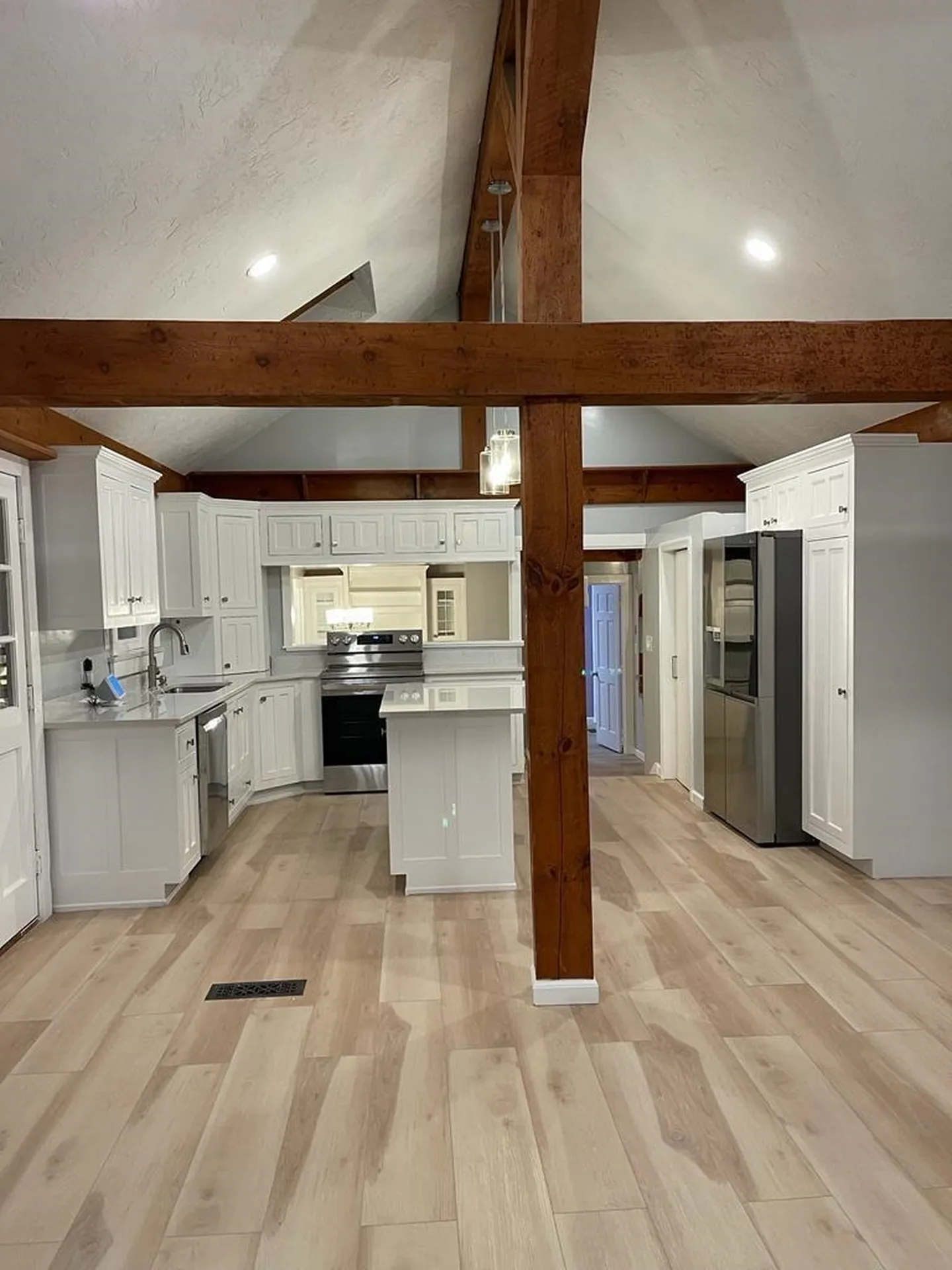 8 Valeska Lane Salem NH 03079