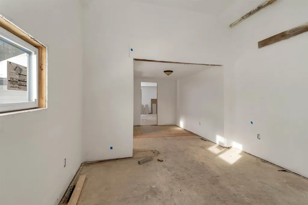 57 Pinkham Road Middleton NH 03887