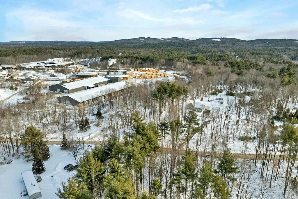 57 Pinkham Road Middleton NH 03887