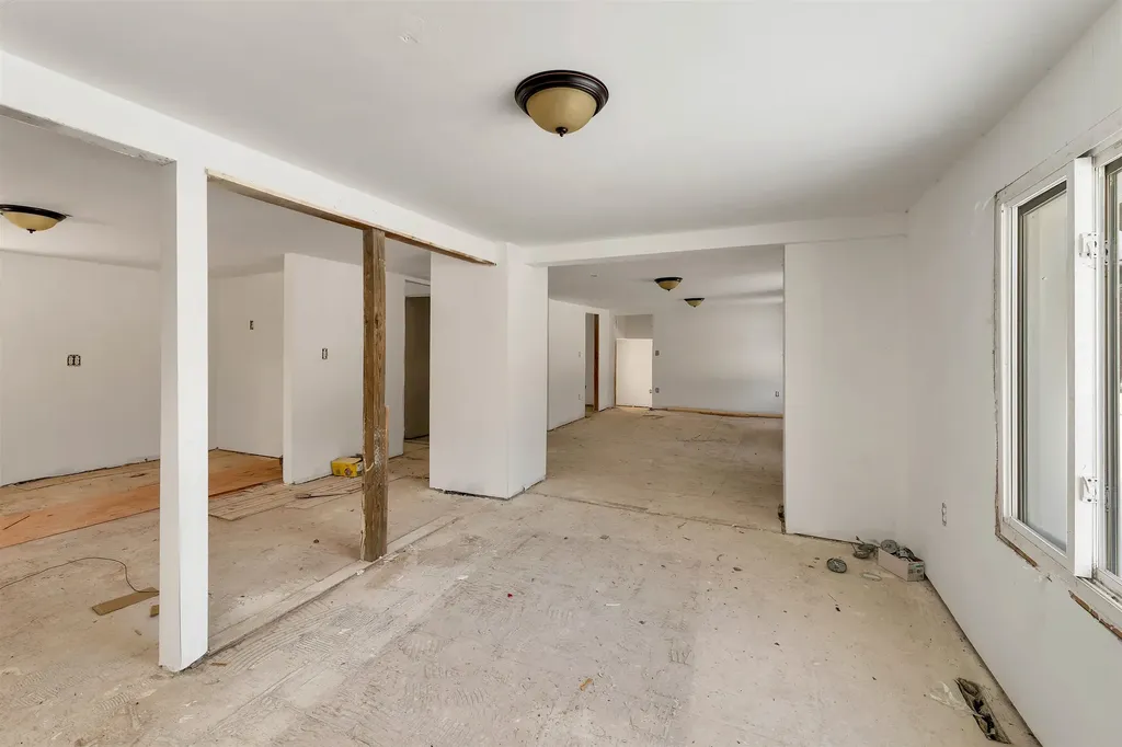 57 Pinkham Road Middleton NH 03887