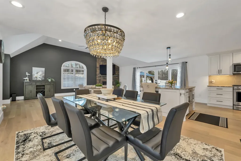 3 Pages Lane Atkinson NH 03811