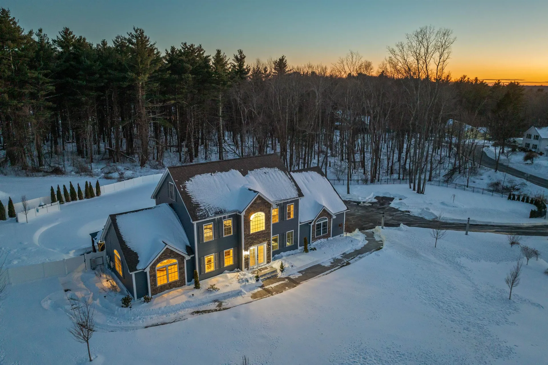 3 Pages Lane Atkinson NH 03811