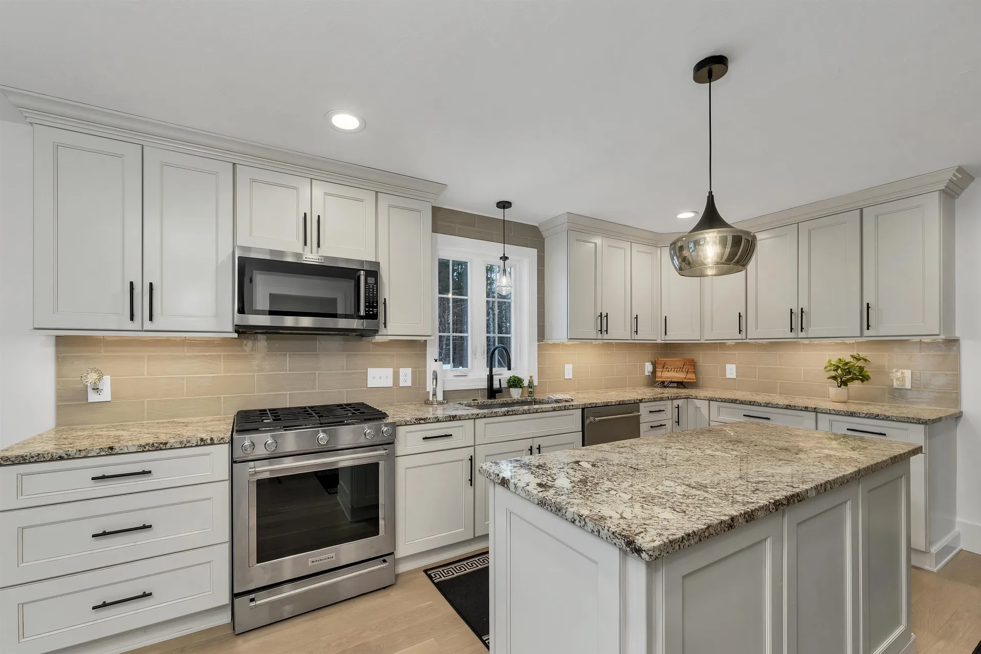 3 Pages Lane Atkinson NH 03811