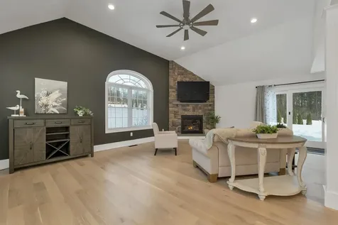 3 Pages Lane Atkinson NH 03811