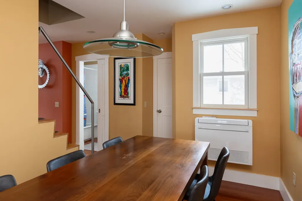 9 Spruce Court Burlington VT 05401