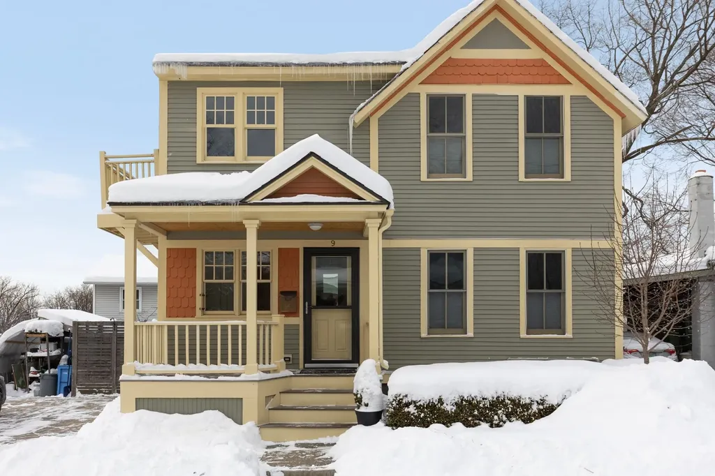 9 Spruce Court Burlington VT 05401