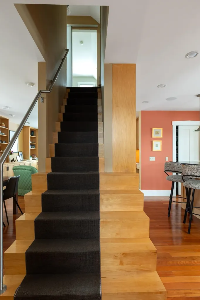 9 Spruce Court Burlington VT 05401