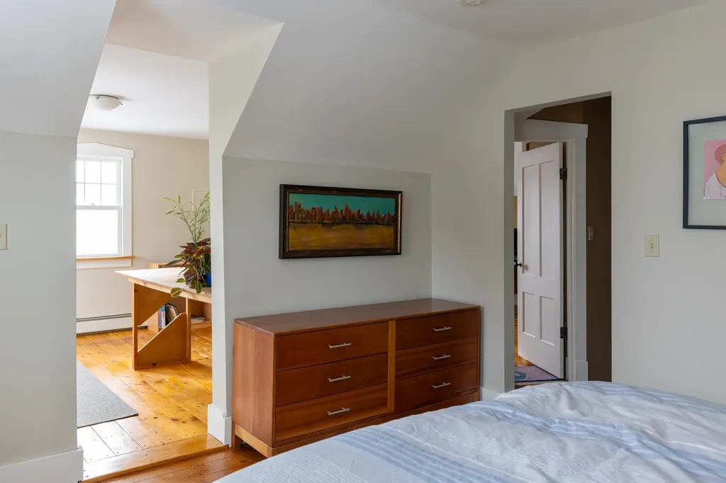 9 Spruce Court Burlington VT 05401