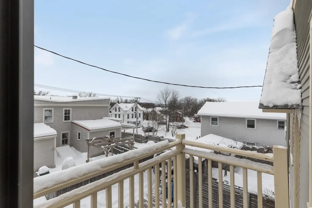 9 Spruce Court Burlington VT 05401