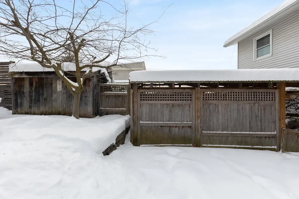 9 Spruce Court Burlington VT 05401