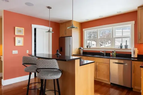 9 Spruce Court Burlington VT 05401