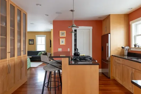 9 Spruce Court Burlington VT 05401