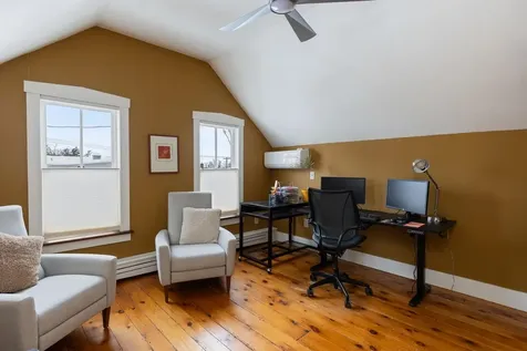 9 Spruce Court Burlington VT 05401