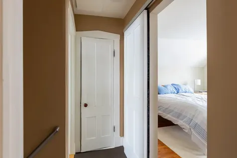 9 Spruce Court Burlington VT 05401