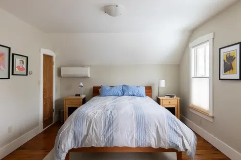 9 Spruce Court Burlington VT 05401