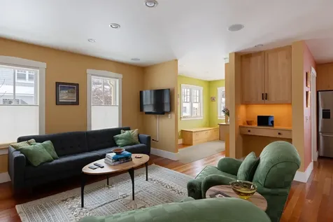 9 Spruce Court Burlington VT 05401