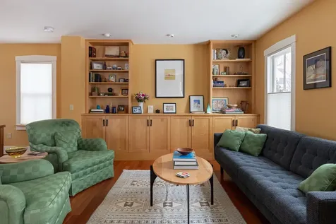 9 Spruce Court Burlington VT 05401