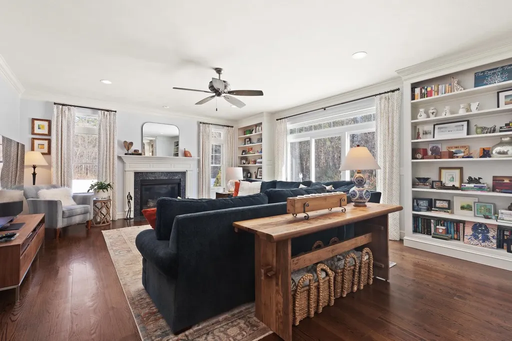 26 Snow Lane Hollis NH 03049