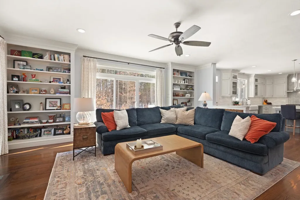 26 Snow Lane Hollis NH 03049