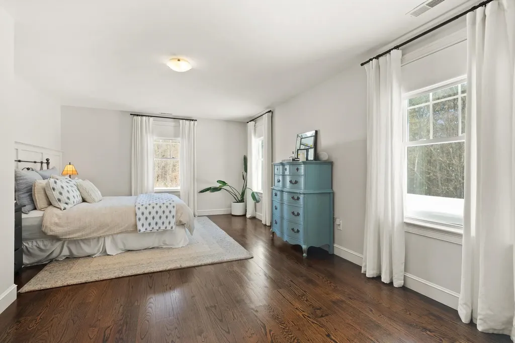 26 Snow Lane Hollis NH 03049