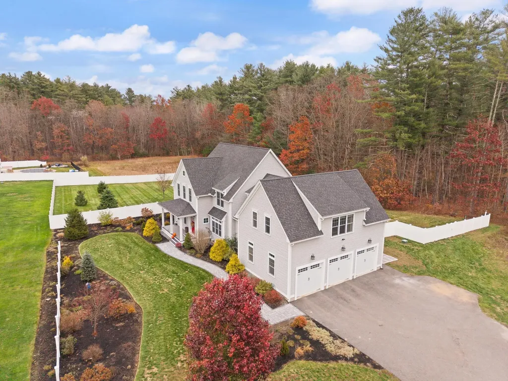 26 Snow Lane Hollis NH 03049